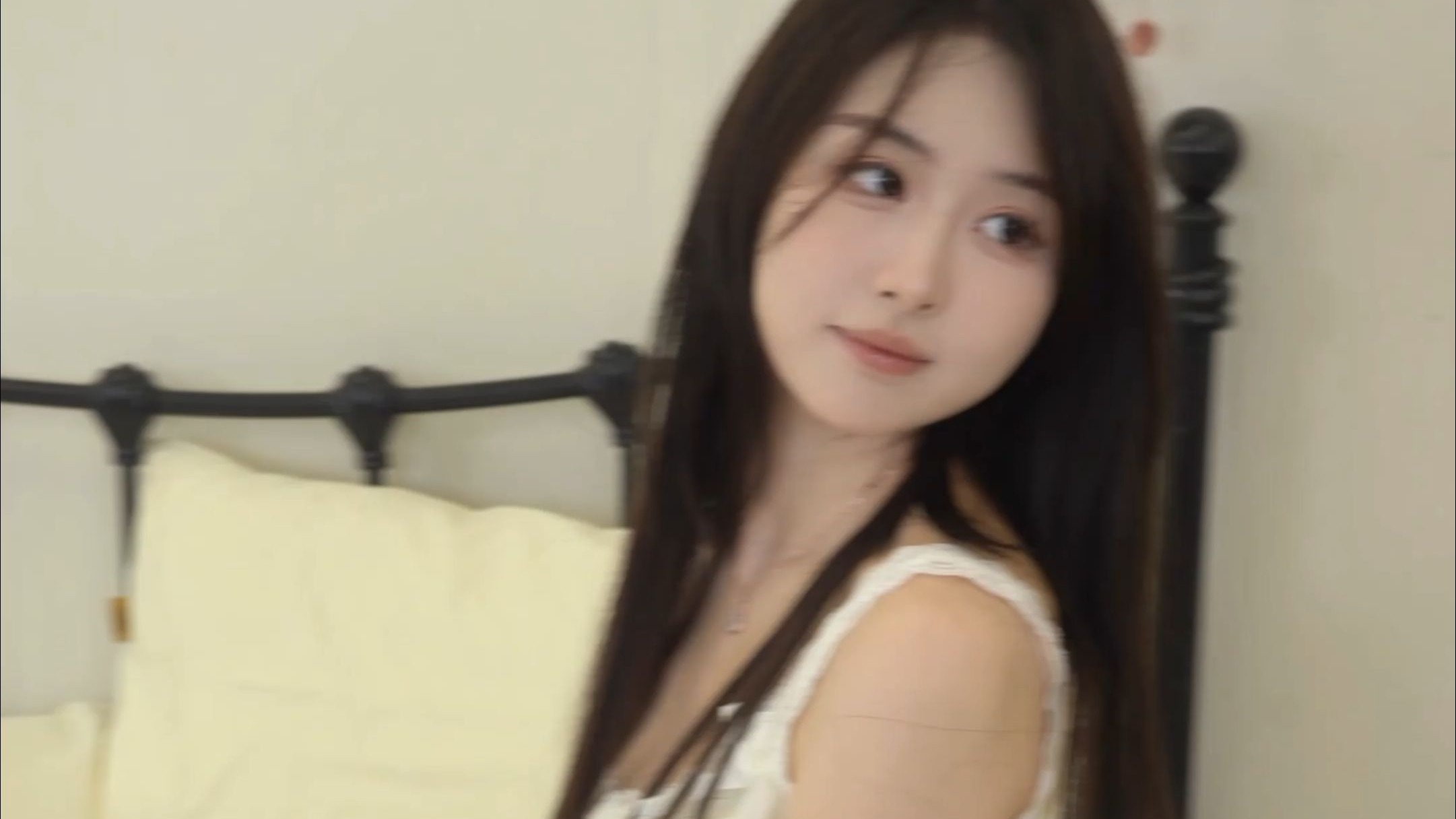 校花级女大，高颜值御姐，4K摄影