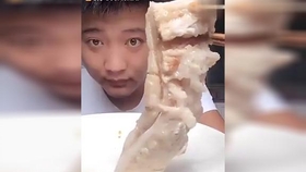 就爱吃肥肉怎么办 f4ffb9e1034447f6b2b1b356b8da65d8965ba5a4.jpg@280w_158h_1c_100q.jpg