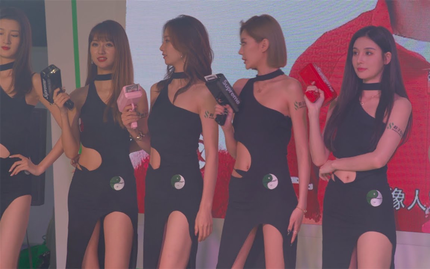 "4K" 2023 Guangdong GTShow Modified Car Show Black Sexy Super Short Dress Model Show
