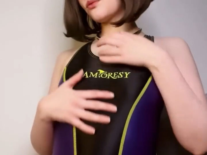 Fabric is the soul of the clothes, the only thing that can impress is the details and texture #fitness dressing #good body good looks #devil's body #sexy cute