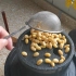 两分钟演示石磨手工制作豆浆的全过程