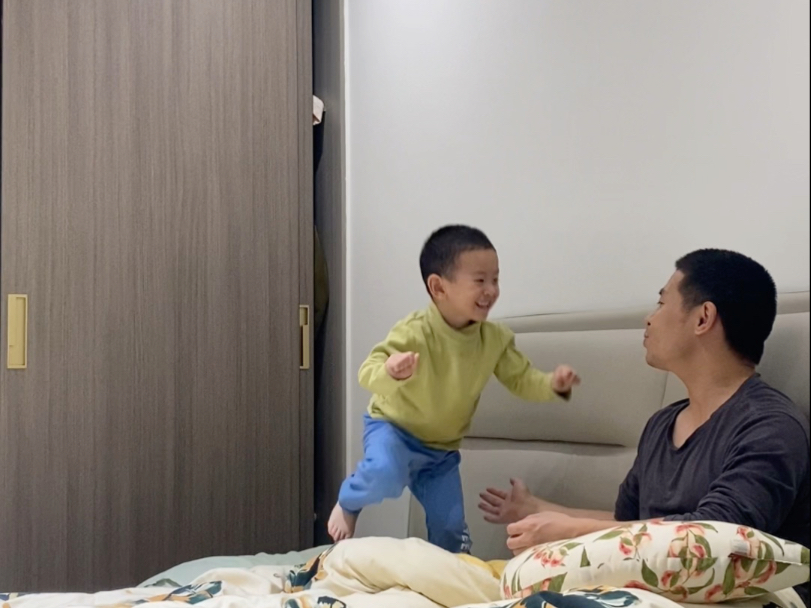 狮驼岭3。悟空八戒合力打败大象怪。今天小鸡蛋说怎只讲这么一点。