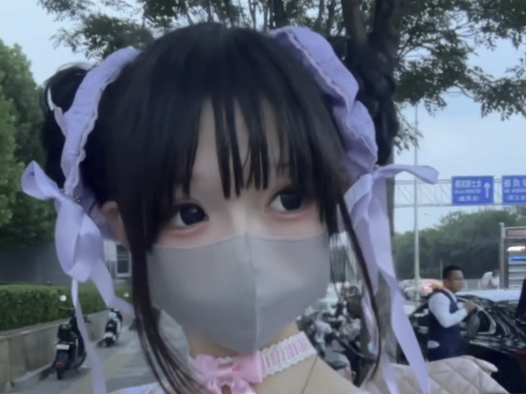 Today is the day of the Chinese mother.