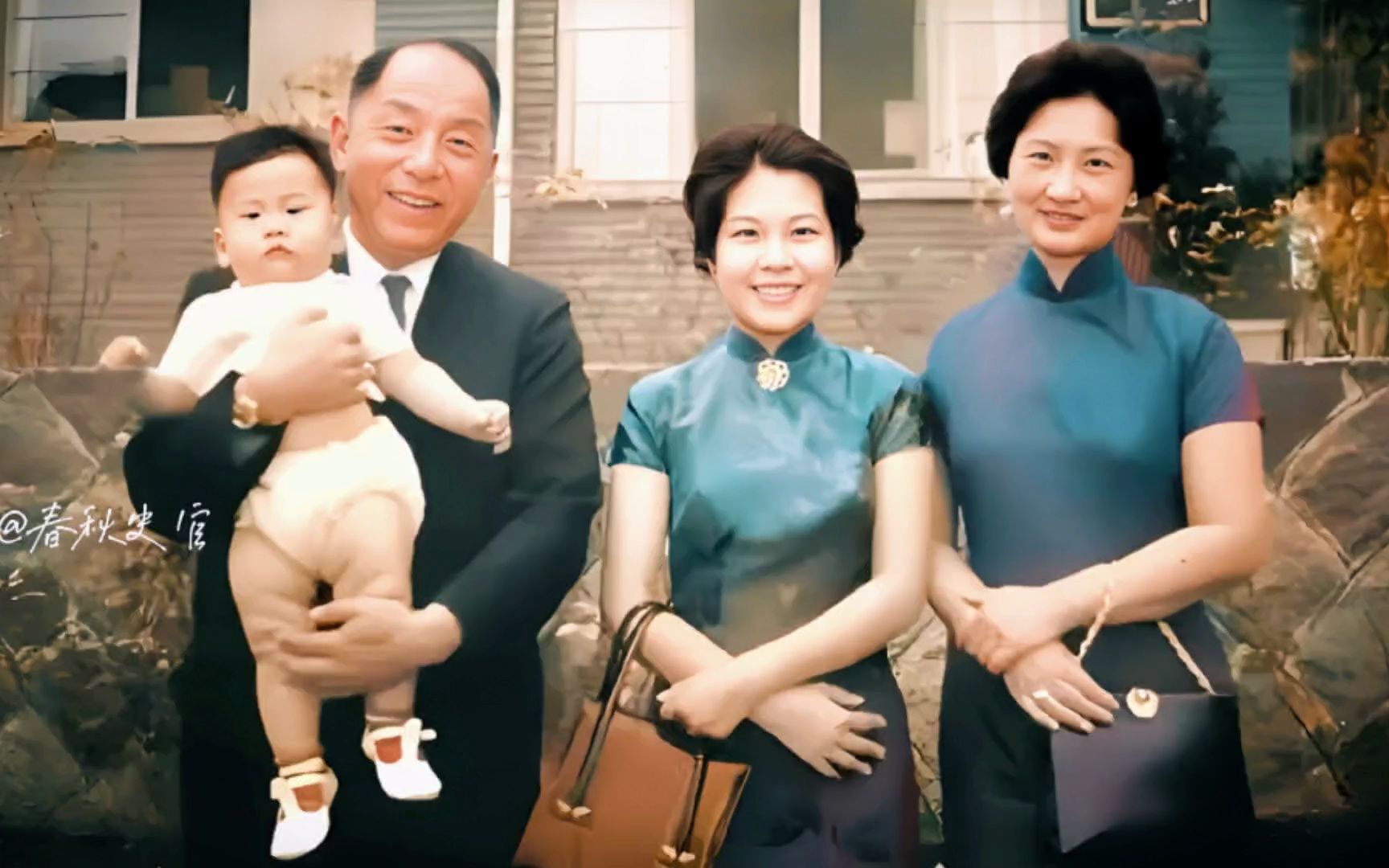 1962年张学良赵一荻与漂亮儿媳合影，未参加儿子婚礼成遗憾