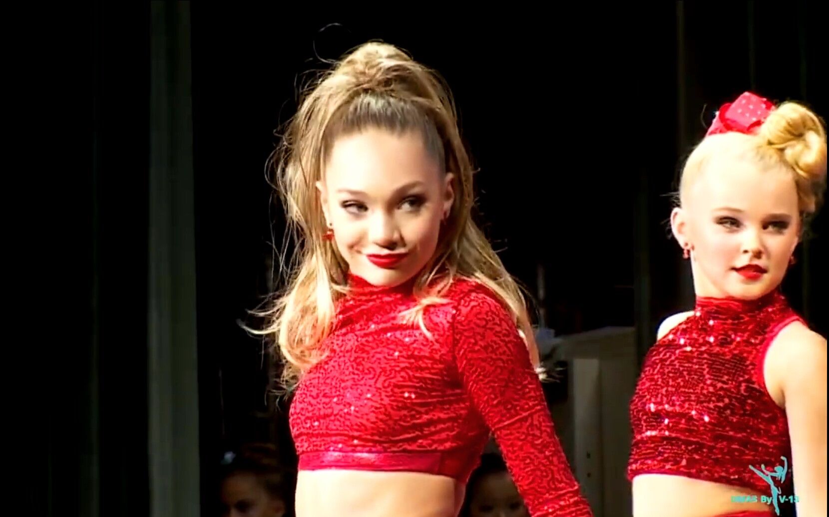 sia御用小萝莉maddie在真人秀热辣开跳dancemoms