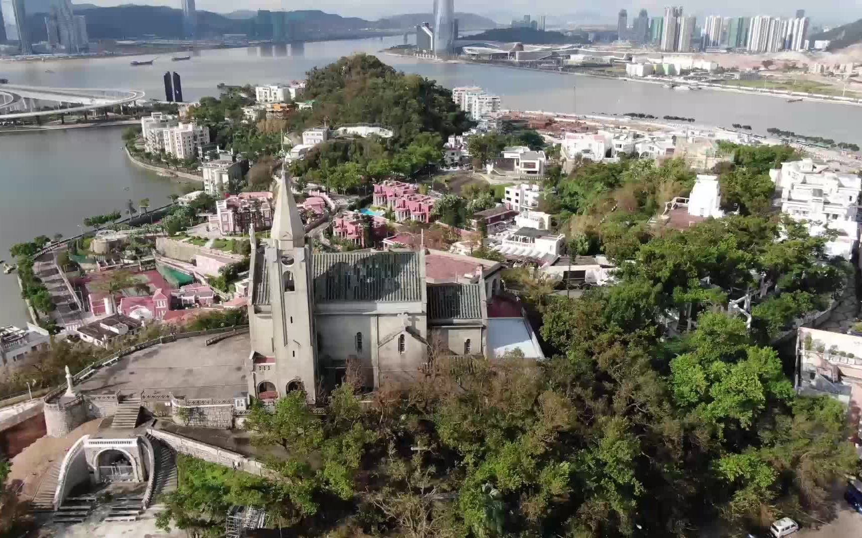 航拍澳门主教山教堂mavic2dollyzoom4k