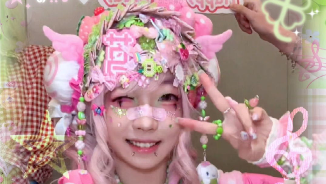 祝我生日快乐啦♪(´ε｀ )