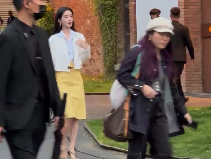 孟子义 一字带高跟鞋