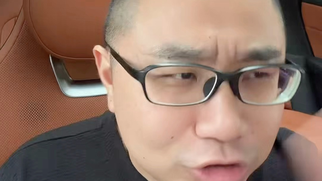 既然汽车的审美都在大倒退，那抄一抄以前那些经典设计吧