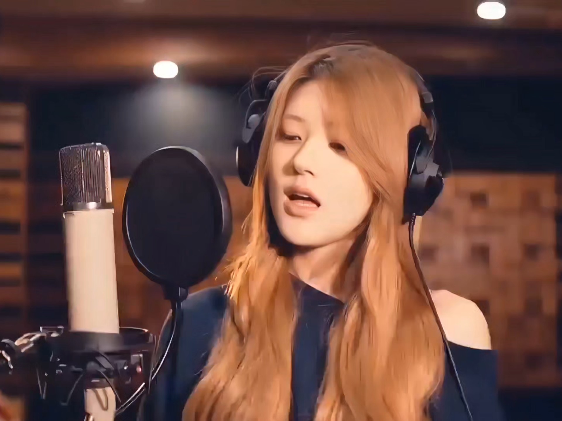 【完整版】赵露思新歌《Black Veil Bride》