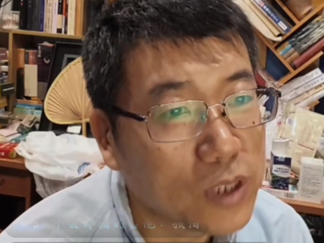 “方源，你这个该死的大魔头！现在，就看你的了！！”