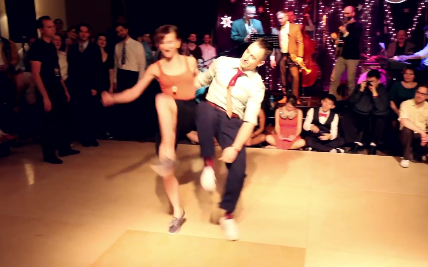 swing dance的全部相关视频_bilibili_哔哩哔哩弹幕