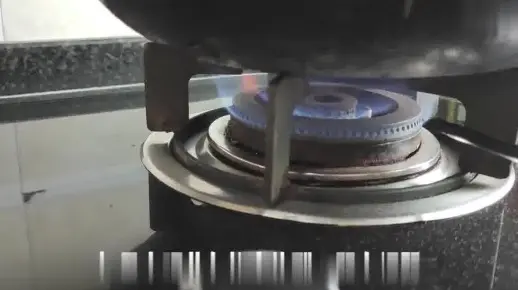 普通燃气灶中途熄灭怎么办