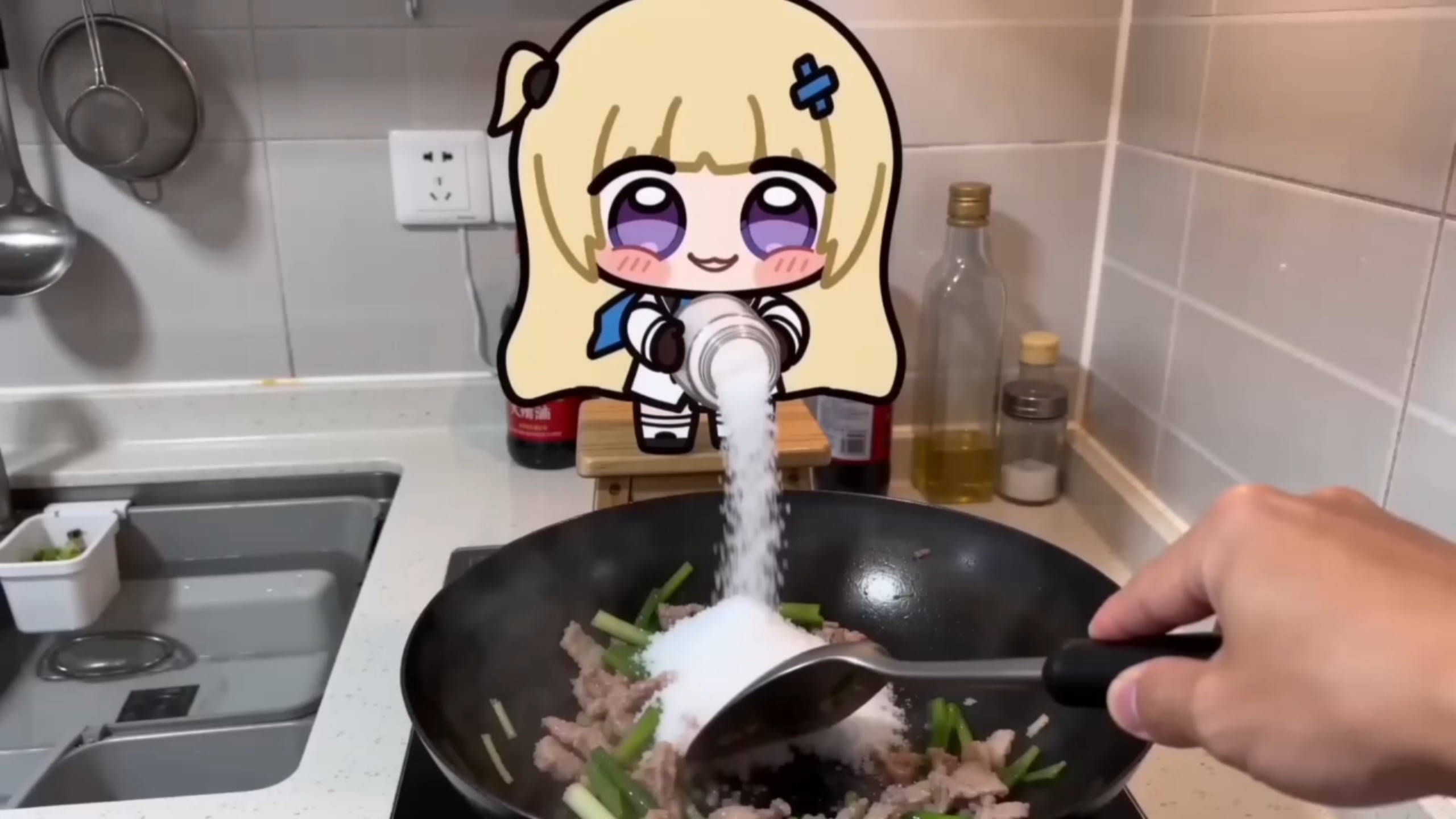 他明明最馋，第一口却想着菲比啾比
