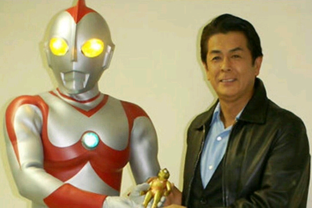 【爱迪奥特曼】矢的猛扮演者长谷川初范65岁生日快乐