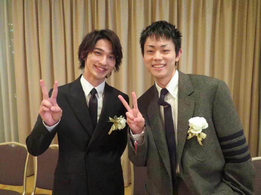 菅田将晖与东京剧情同框,2019横滨电视剧大奖揭晓《九儿》电视剧流星图片