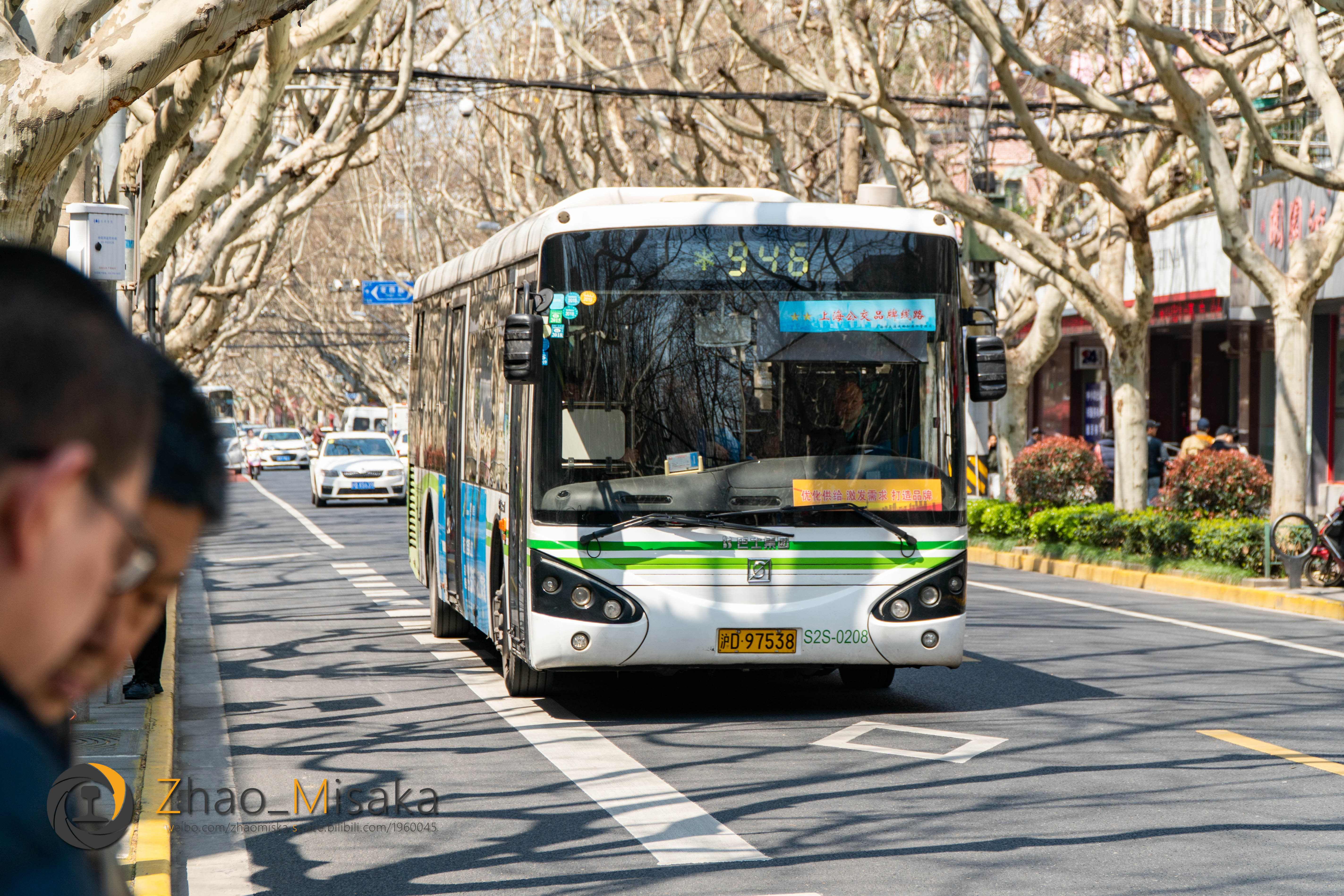 随便拍到的公交车