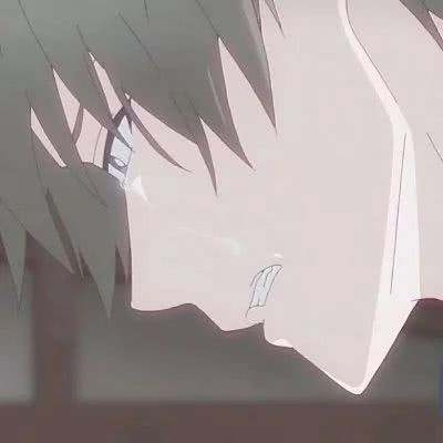 帅气风动漫男生头像:三千世界鸦杀尽,与君共寝到天明