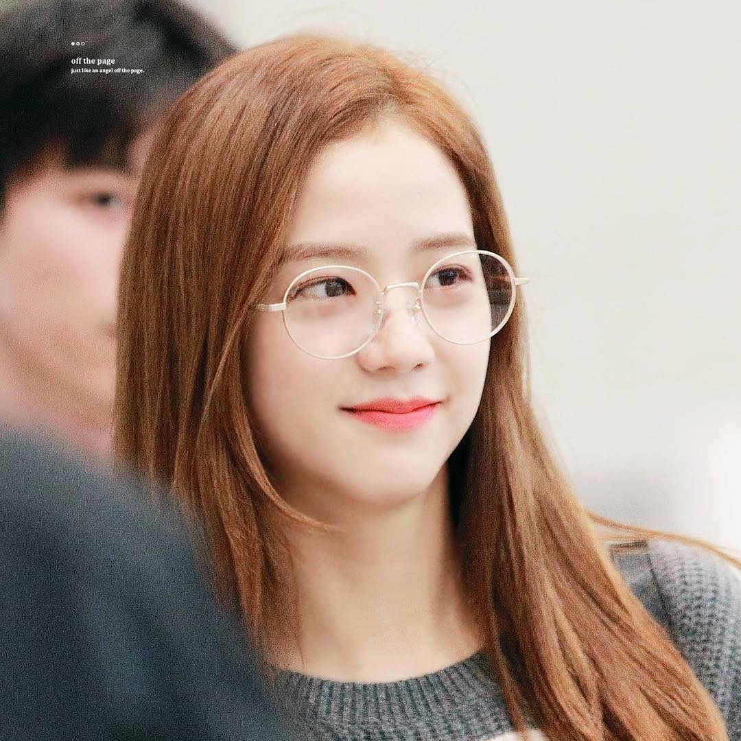 blackpink成员jisoo可爱俏皮的头像三十枚