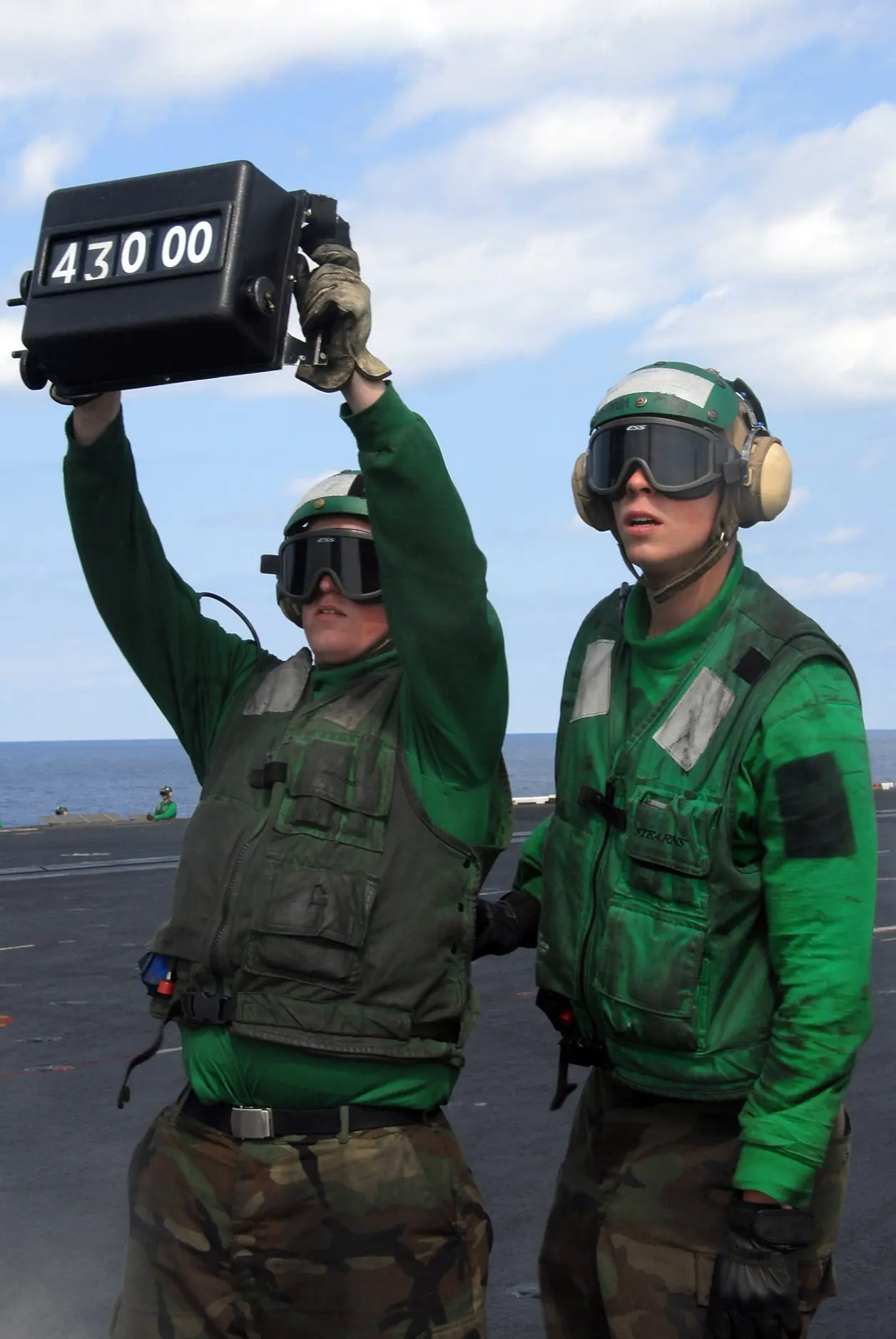 现代美国海军航空母舰空中作战 Modern United States Navy carrier air operations(图19) 现代美国海军航空母舰空中作战 Modern United States Navy carrier air operations(图19)