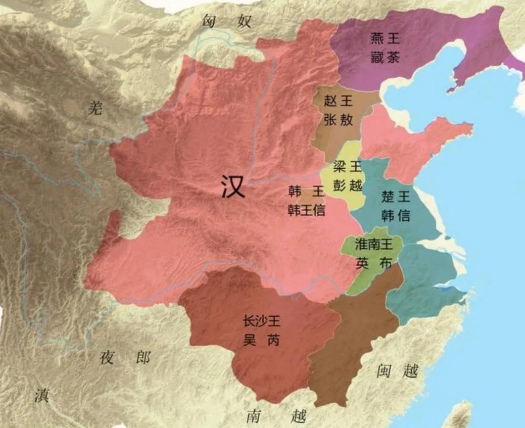 西汉开国即有亡国相,刘邦巧妙安抚两大集团,以白马之盟稳定秩序