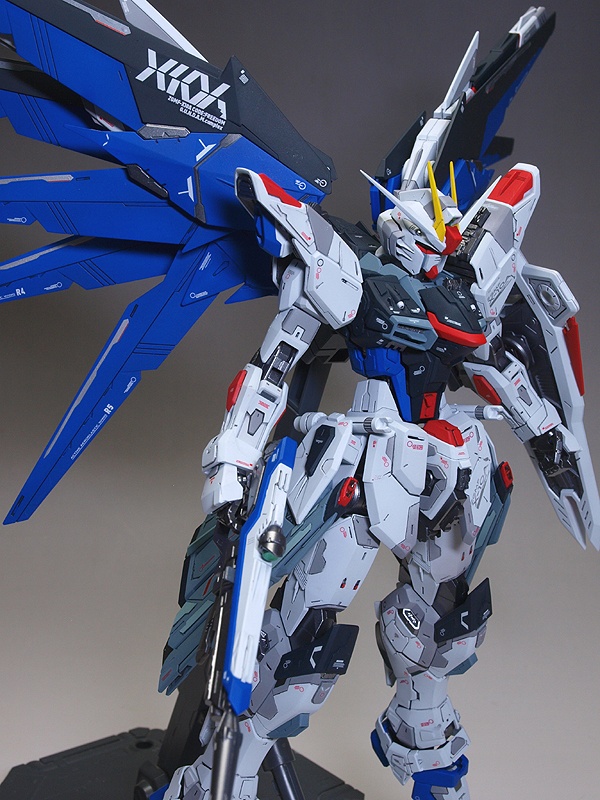 [小t高达秀]mg zgmf-x10a 自由高达 ver.2.0 哔哩哔哩