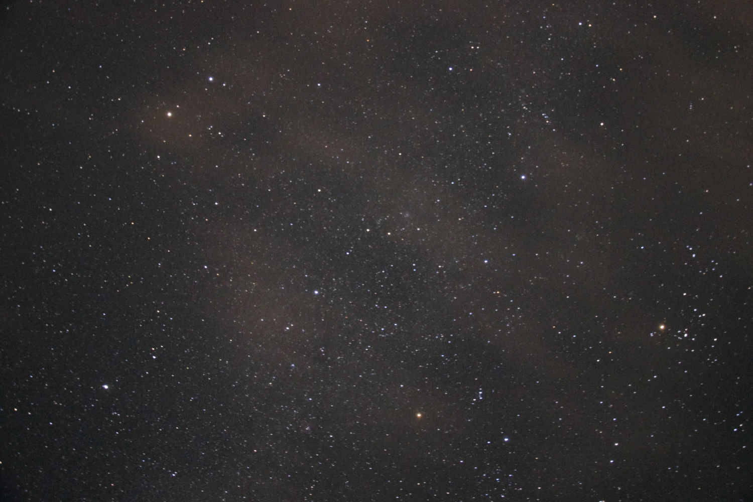 在南方光污染较少的地方拍的星空照(超美可当壁纸)