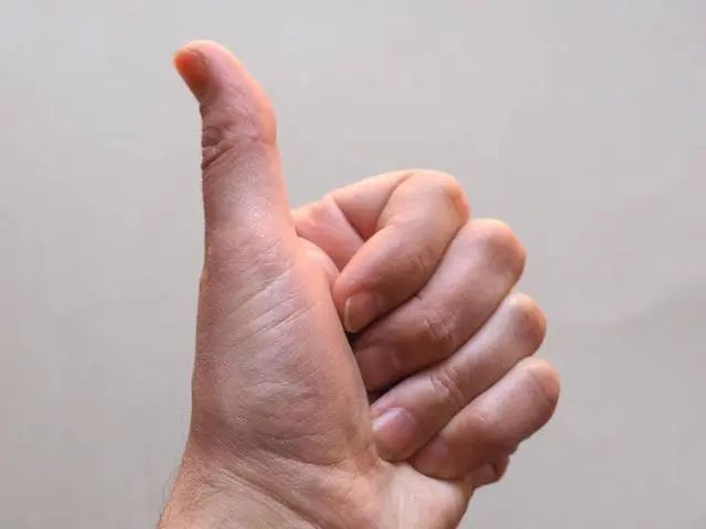 手指关节常疼痛?多是这些原因造成的