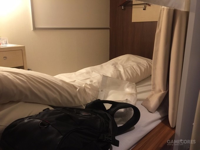 传说中的胶囊酒店,到底什么样?