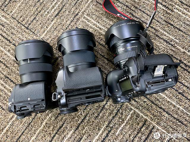 两万微单套机选哪个索尼a7m3对比松下s1