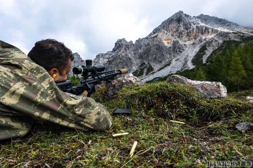 走进神秘的国际狙击手训练中心 隐身阿尔卑斯山区 特种兵进修学校