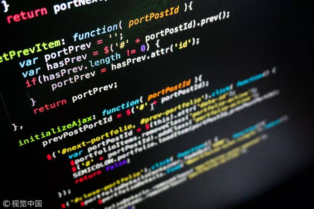 python 摘得 2020 年度编程语言！
