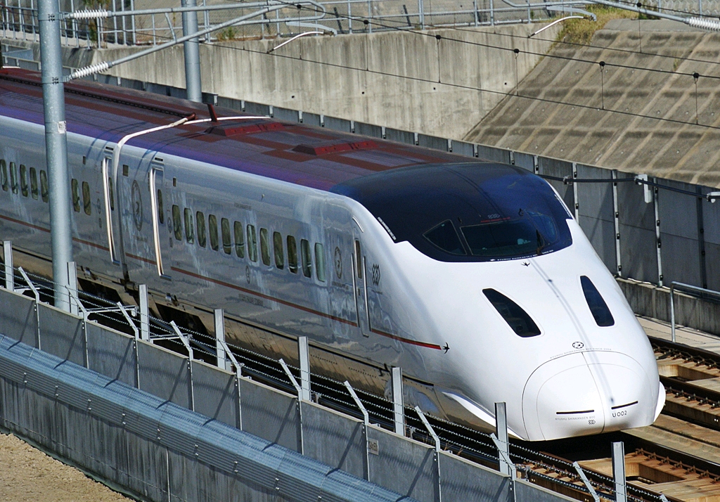 日本新干线800系电力动车组