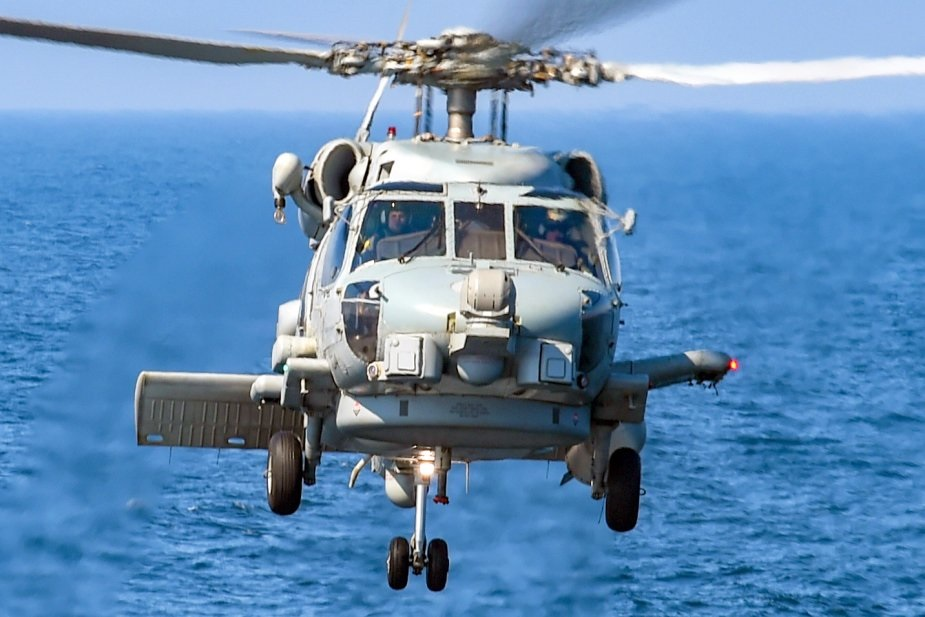 预计印度国防部将在今年年底前采购24架mh-60r海鹰海军直升机