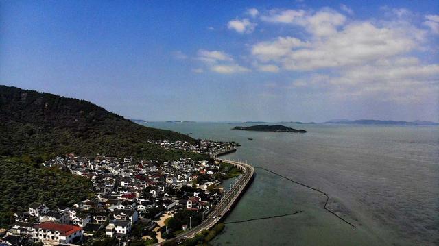 东山岱心湾大桥