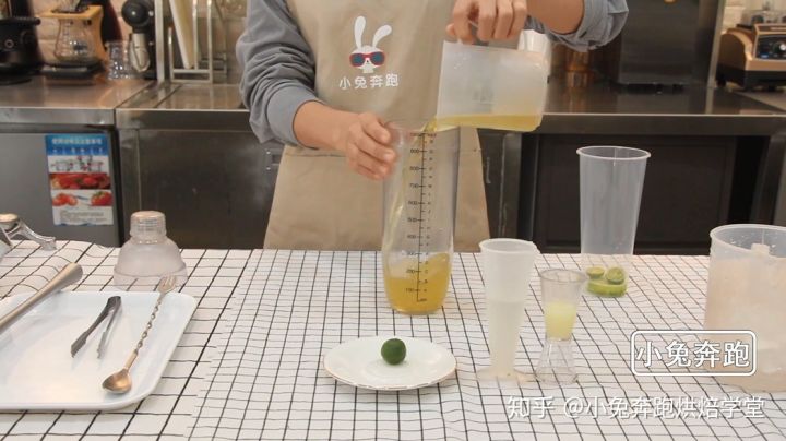 兔子恶搞奶茶视频,兔子恶搞奶茶视频大全