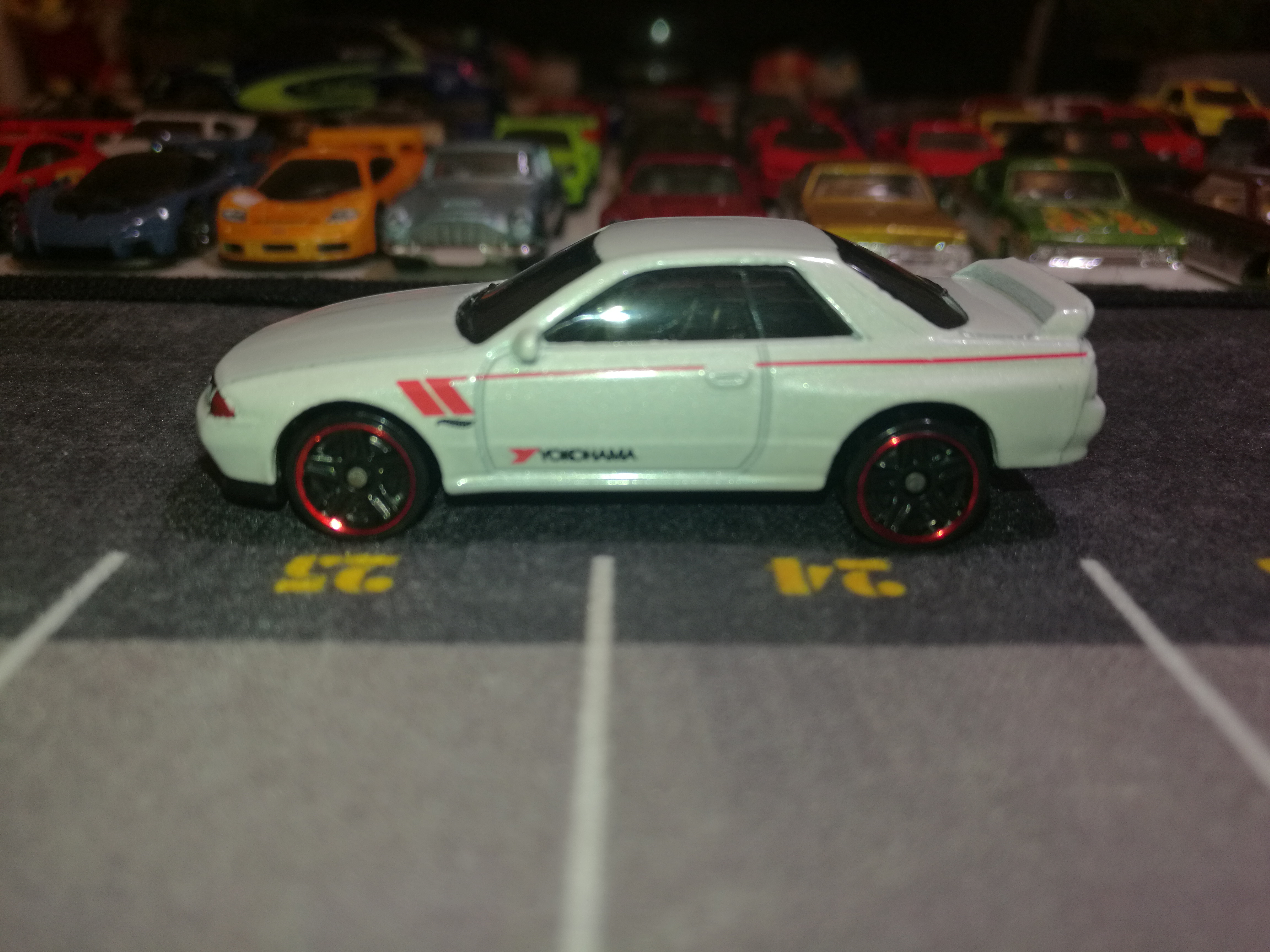 [虾笔画] 风火轮 日产 gtr nissan skyline gt-r [bnr32] 2019 9f批次