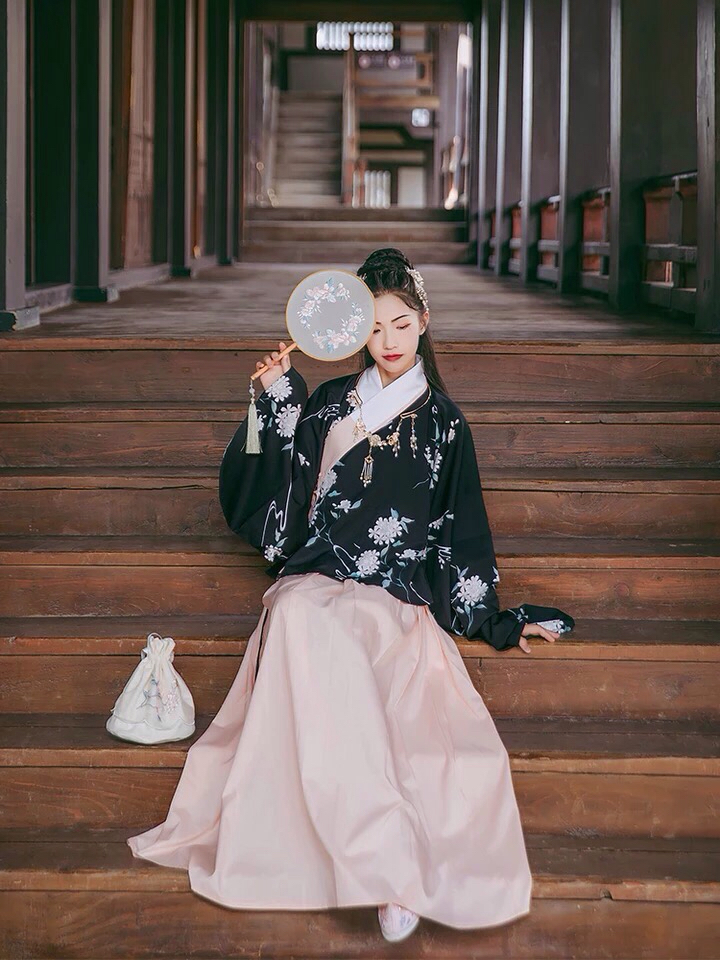 99元汉服穿搭,汉服30元