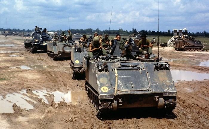 乘计划" 1964年台湾曾引进美国著名的"战场出租车"——m113装甲输送车