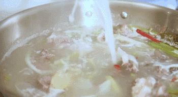 一碗羊肉汤就够了啊!