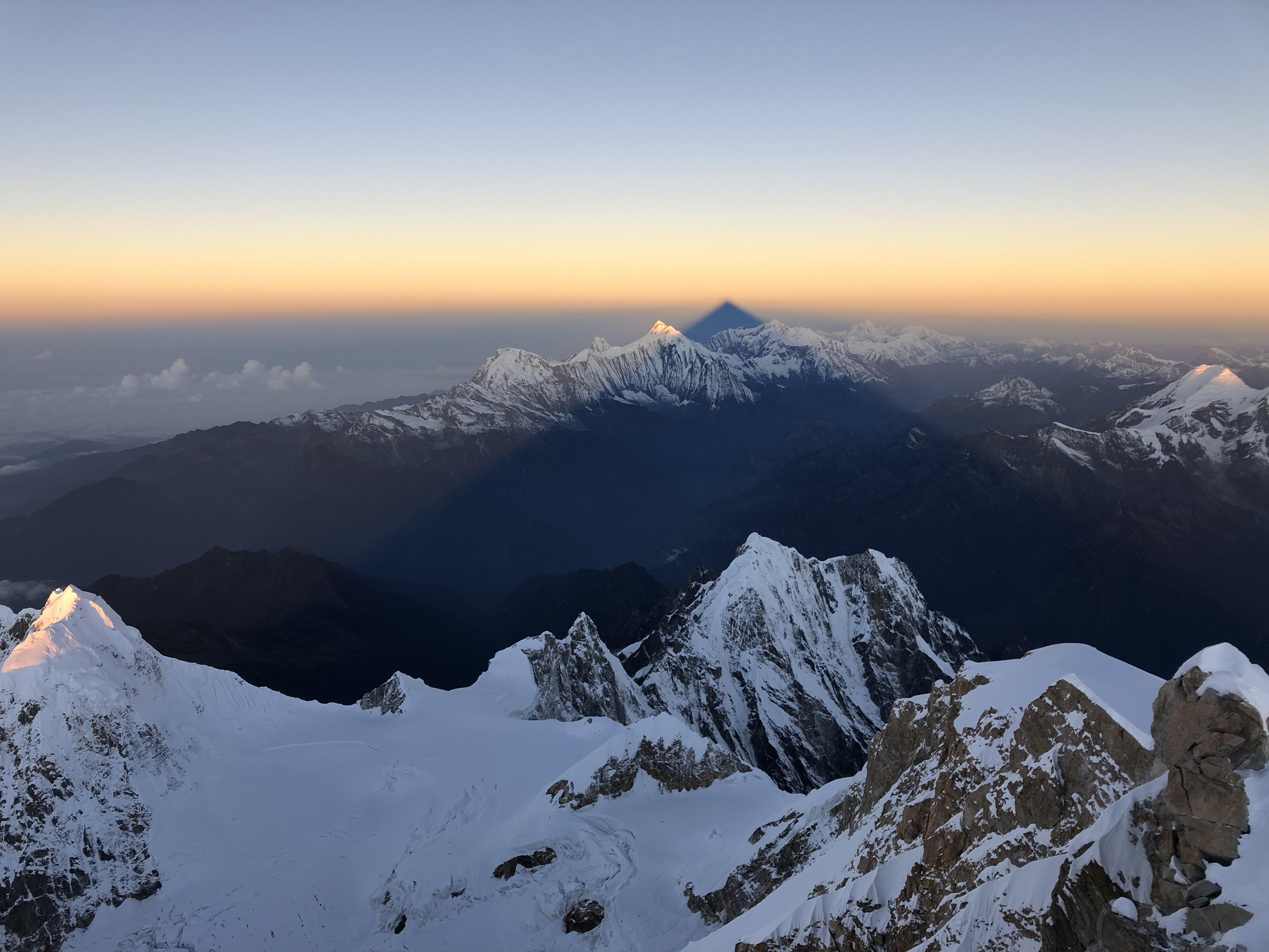 vr虚拟游览世界最高山峰,见证人类攀登奇迹