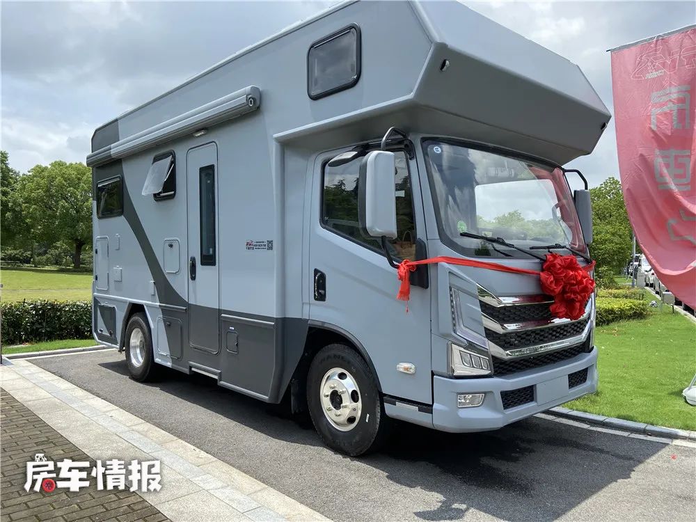 今天全新轻卡房车上市标配1200ah锂电价格实惠会成为爆款吗
