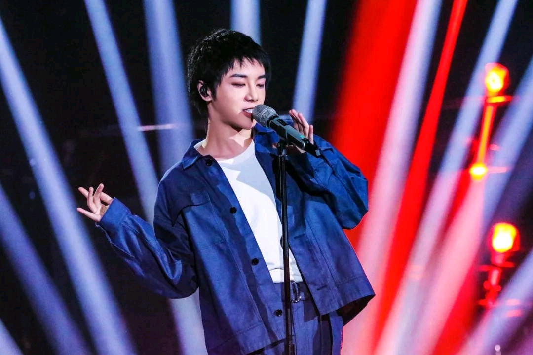 华晨宇 2020年1月23日《歌手 当打之年》 宣传片拍摄repo   成长归来
