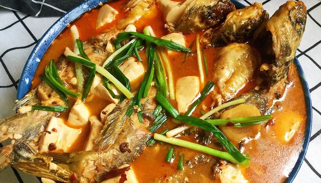 小鱼怎么做最好吃又简单 13a3ff134d722967654cd552c5d0b21c4de864e6.jpg