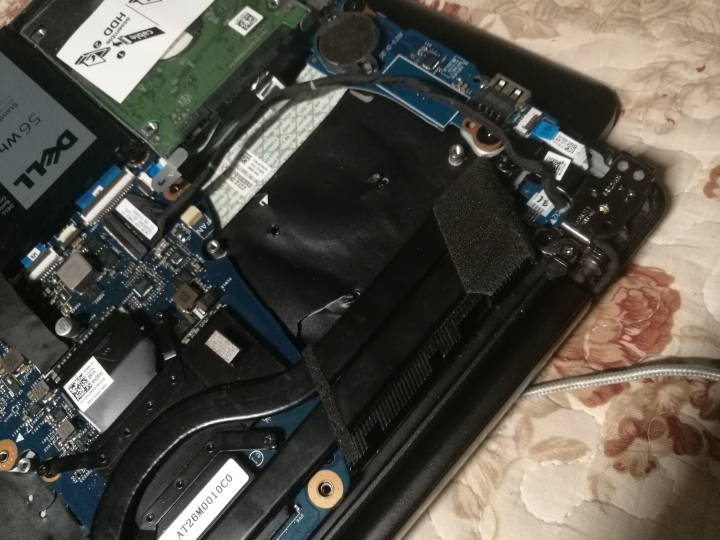 dell g3 3579大保健(拆机清灰换硅脂换网卡上背光键盘清除smr盘)