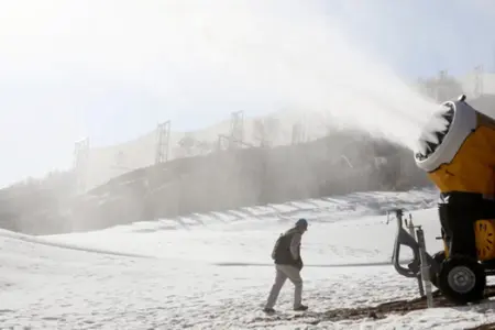 冬奥会上大量的人造雪是怎么做出来的？