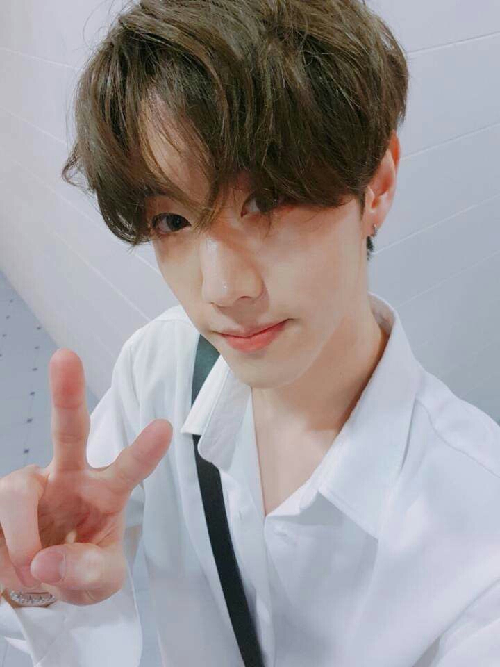 的段子我也会写哦,就是作为补偿吧,嘿嘿,我只承包金泰亨就好(〃〃)