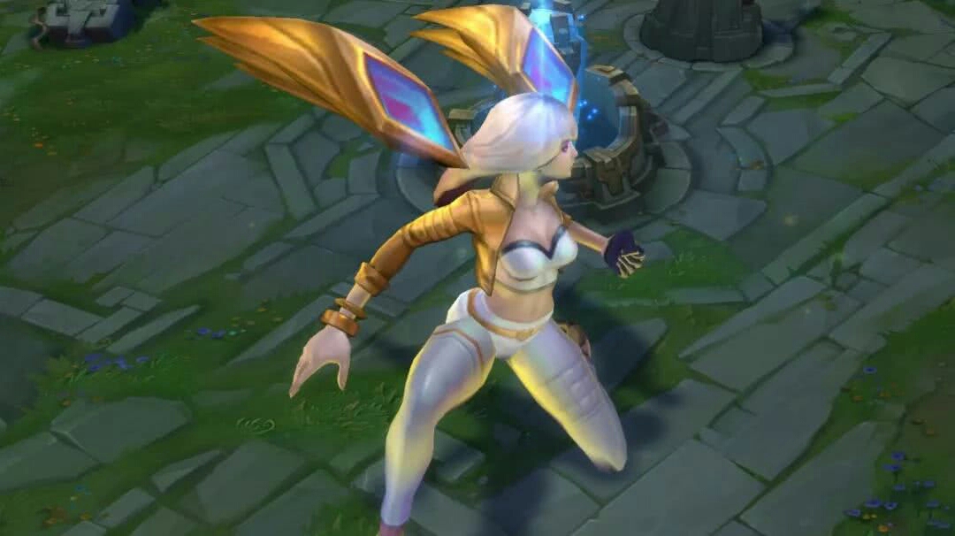 当至臻版KDA卡莎放大十倍,身材比例惊人,还是