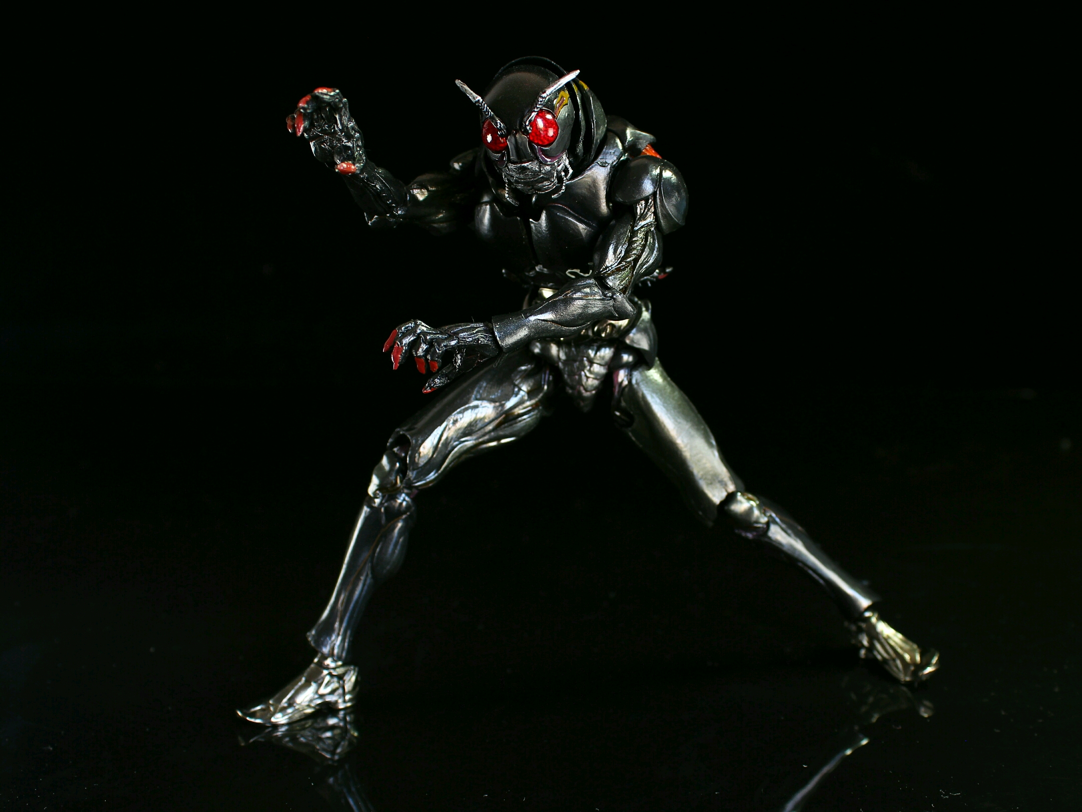 『旧物新评』sic lov.16 假面骑士blackrx & black