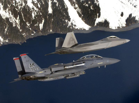 f15(上)和f22(下)